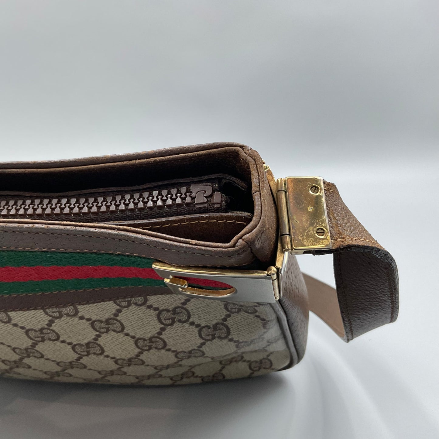 GUCCI BROWN SHERRY LINE SHOULDER BAG
