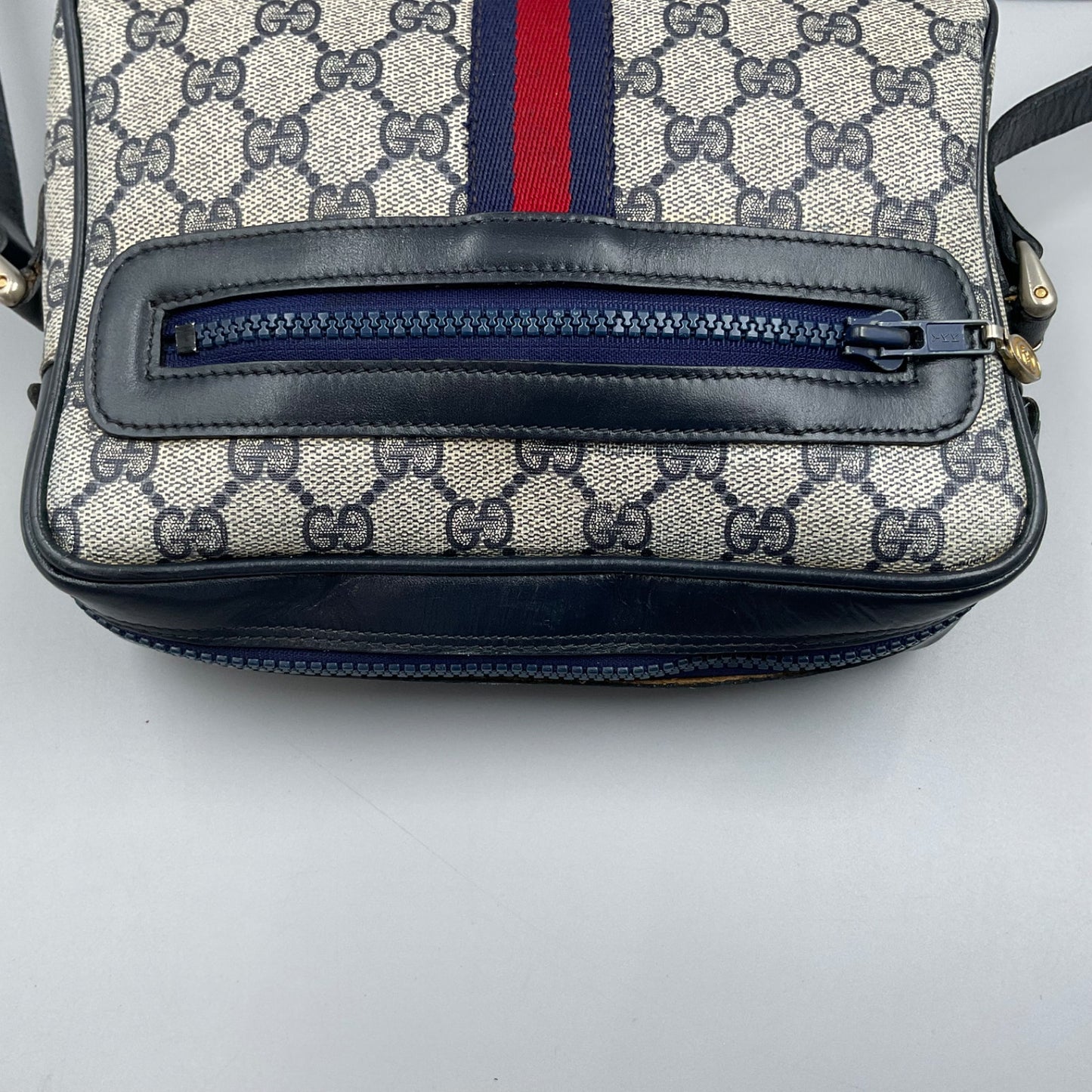 GUCCI BLUE GG SUPREME SHERRY LINE CROSSBODY BAG
