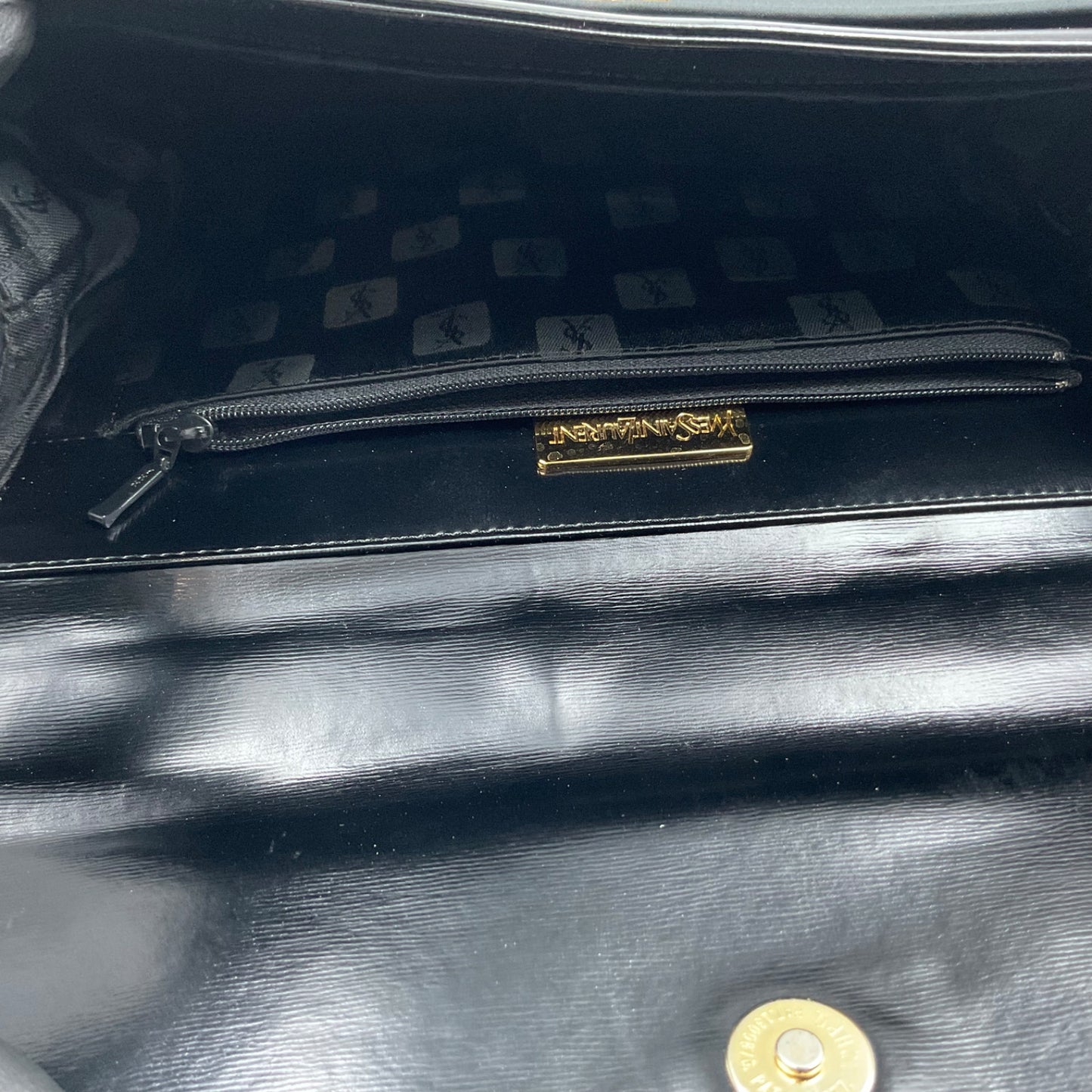 YSL BLACK LEATHER SHOULDER BAG