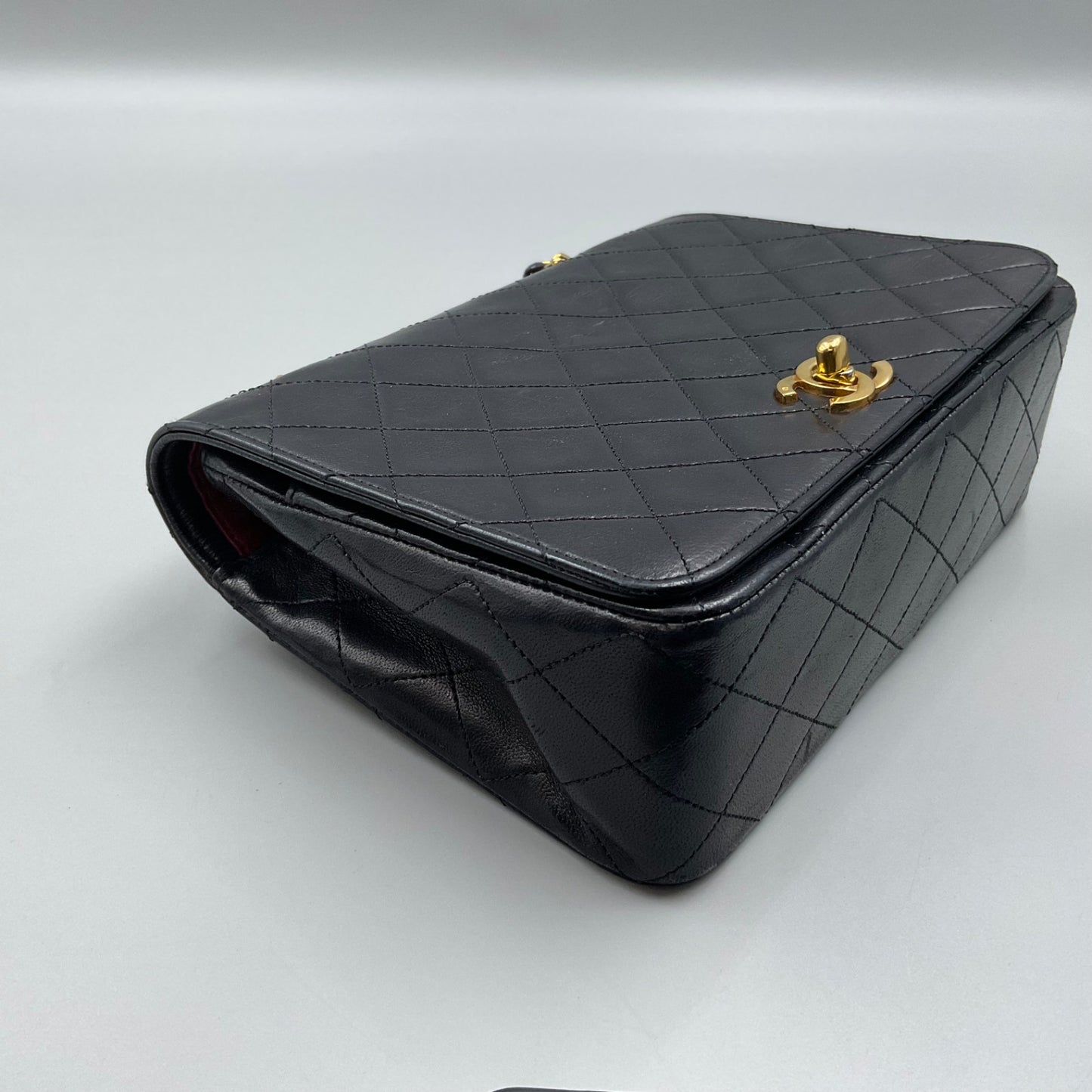 CHANEL BLACK MATELASSE SINGLE FLAP CROSSBODY BAG