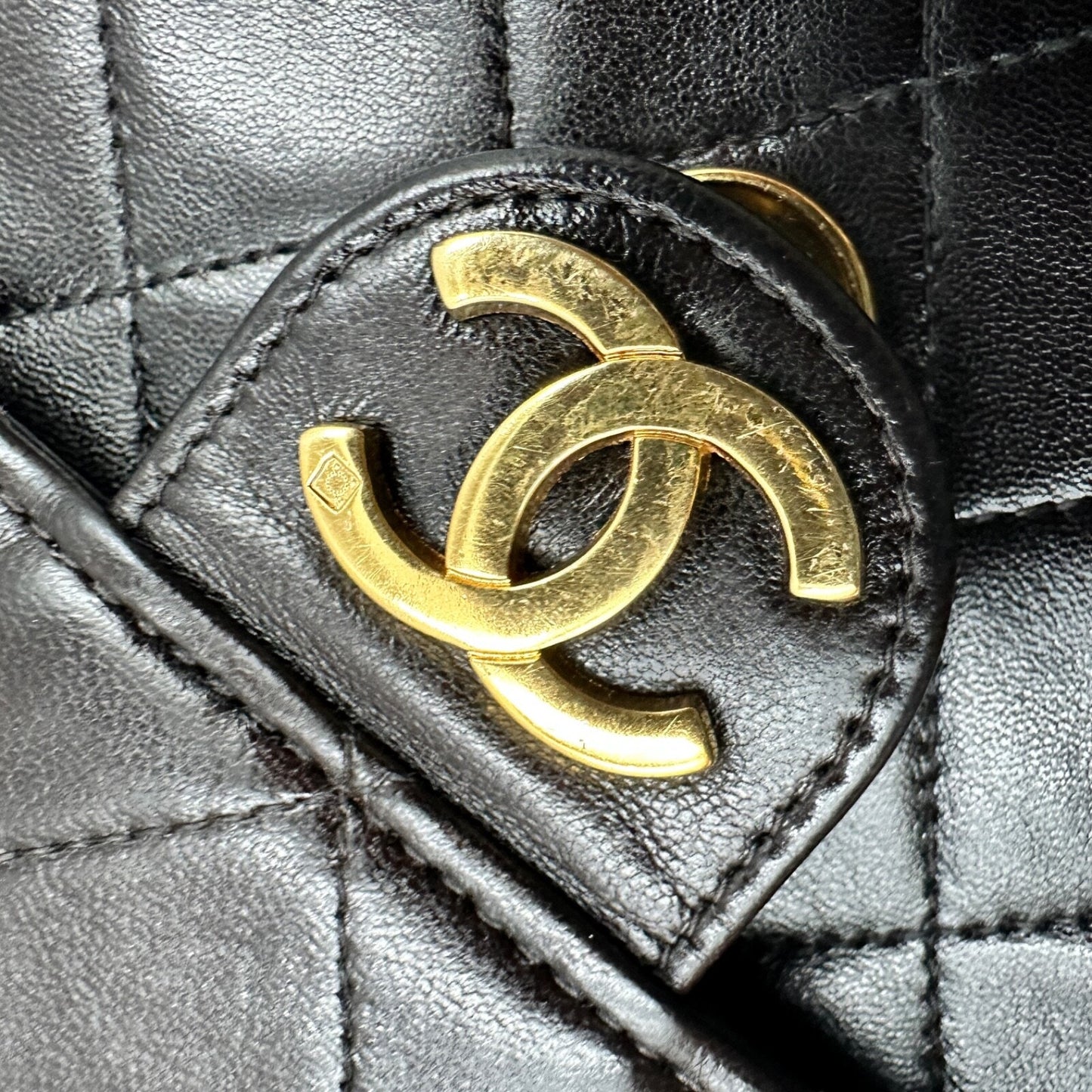 CHANEL BLACK MATELASSE CC SHOULDER BAG