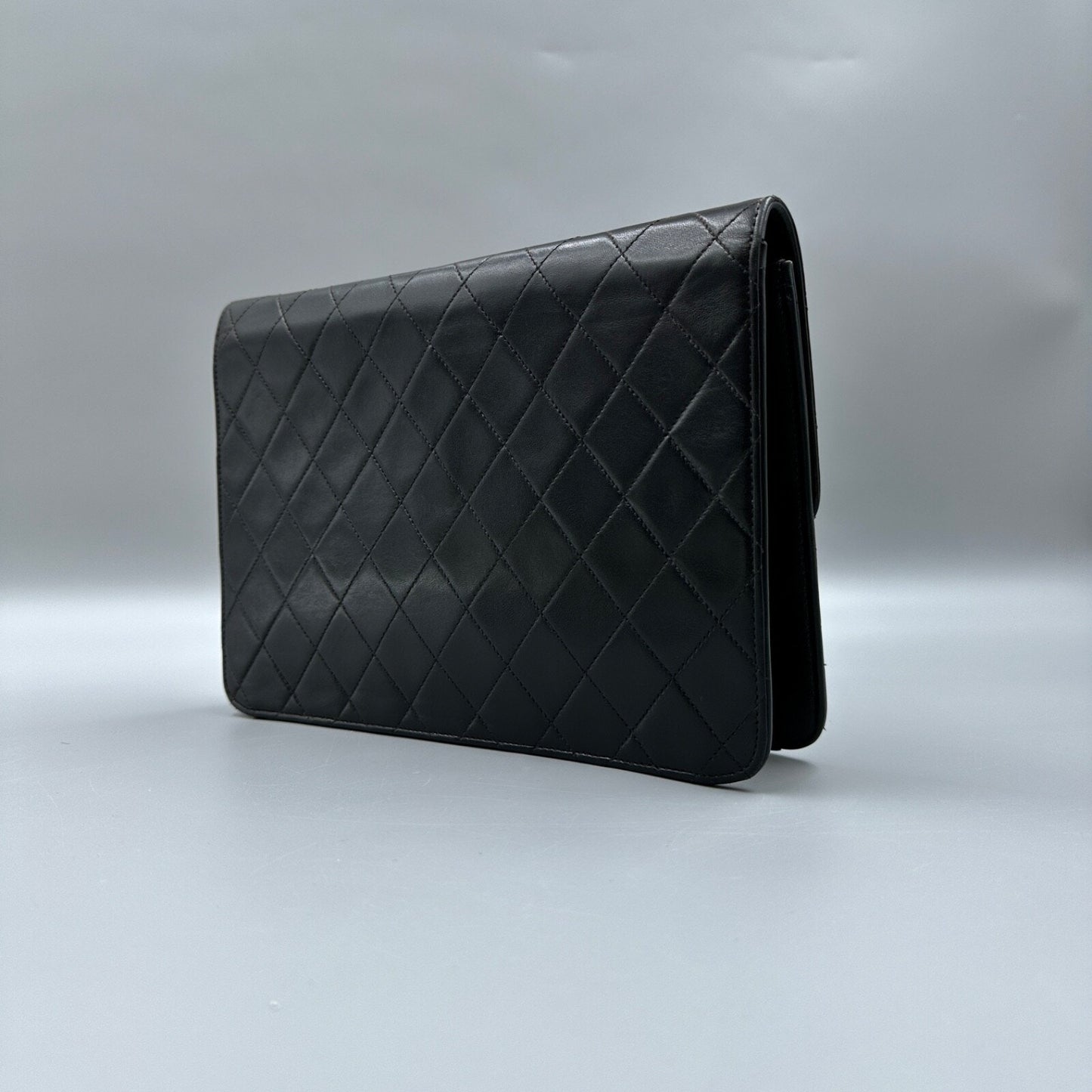 CHANEL BLACK MATELASSE CC SHOULDER BAG