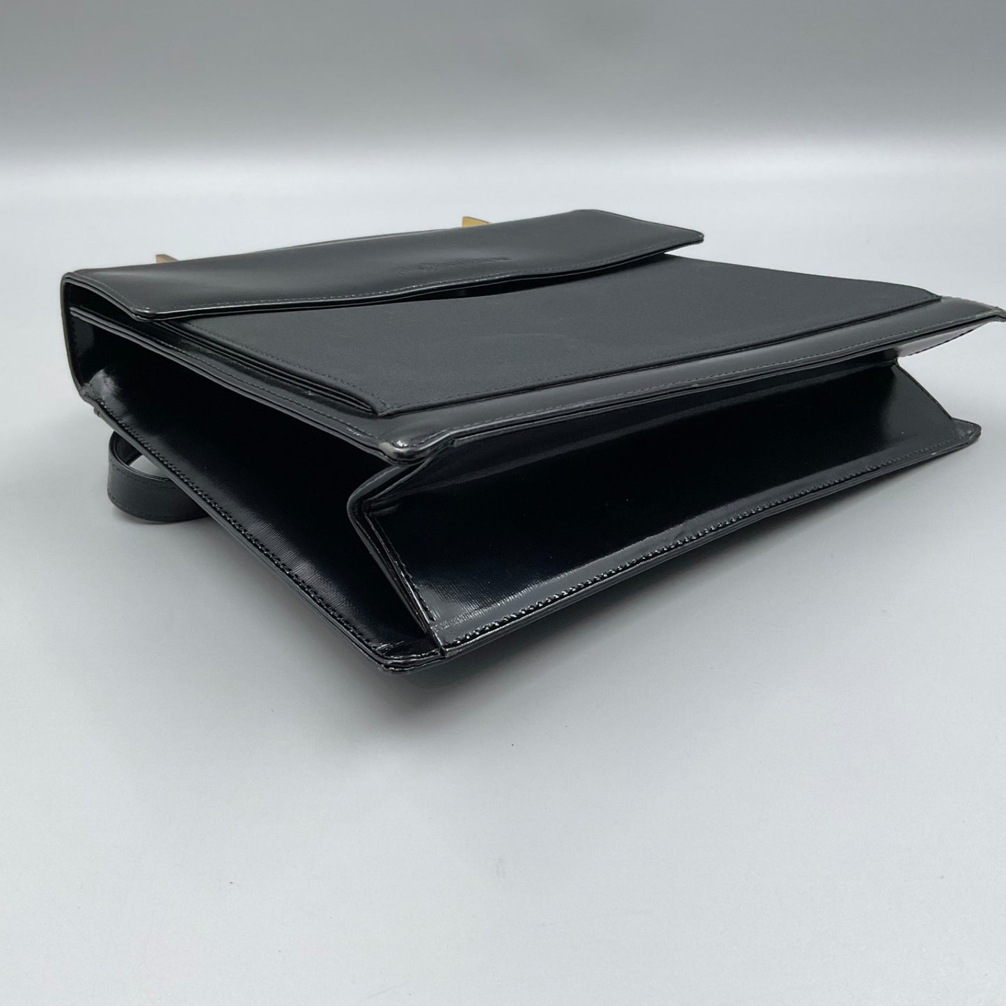 YSL BLACK LEATHER SHOULDER BAG