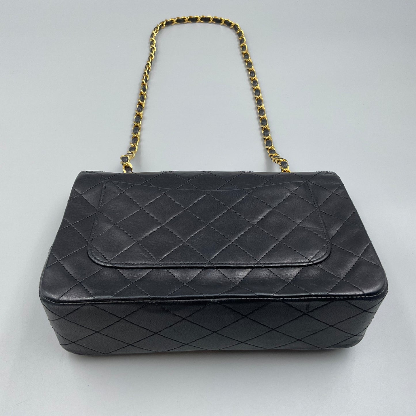 CHANEL BLACK MATELASSE SINGLE FLAP CROSSBODY BAG
