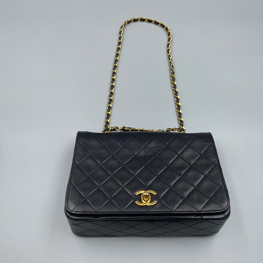 CHANEL BLACK MATELASSE SINGLE FLAP CROSSBODY BAG