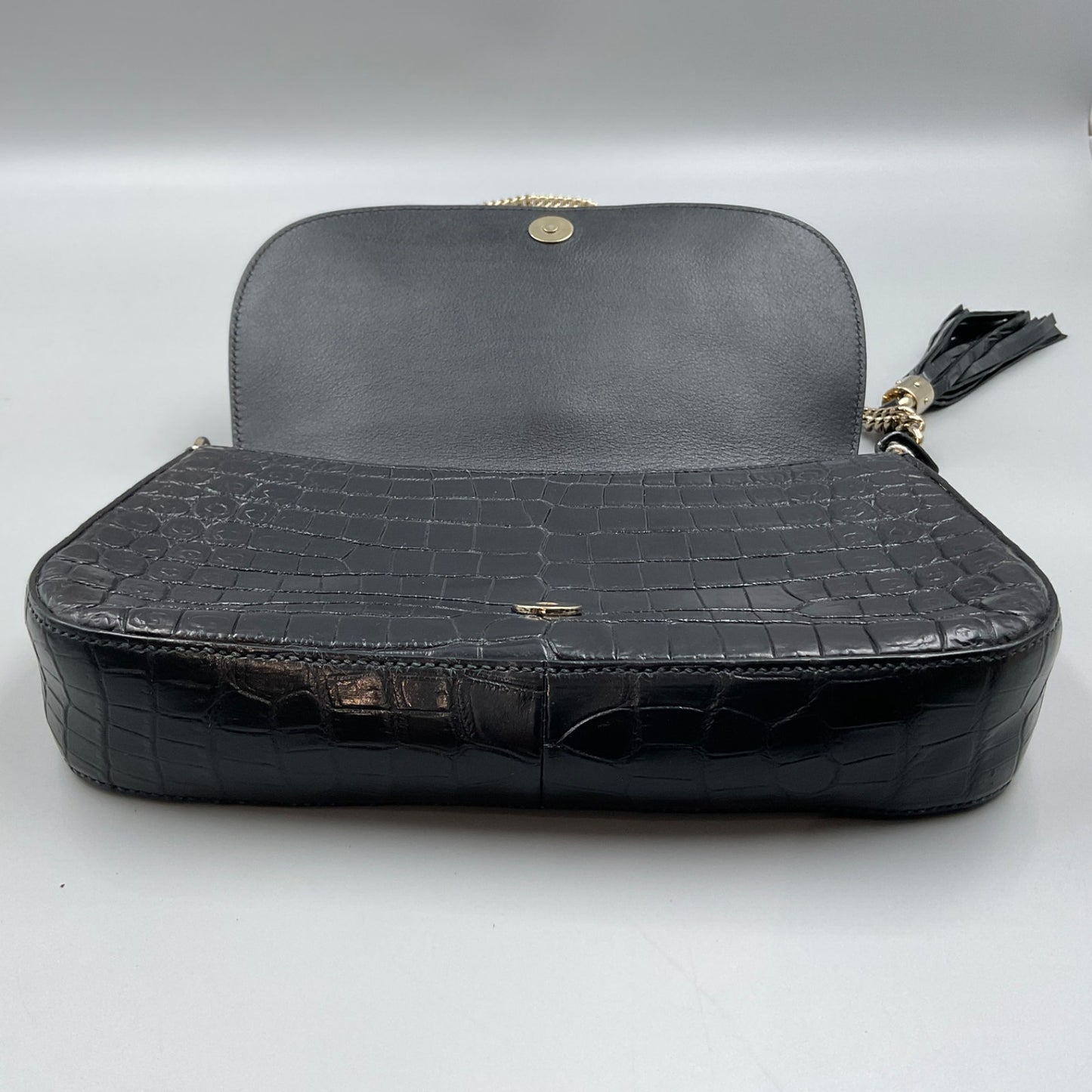 GUCCI BLACK CROCODILE SOHO CHAIN CROSSBODY BAG