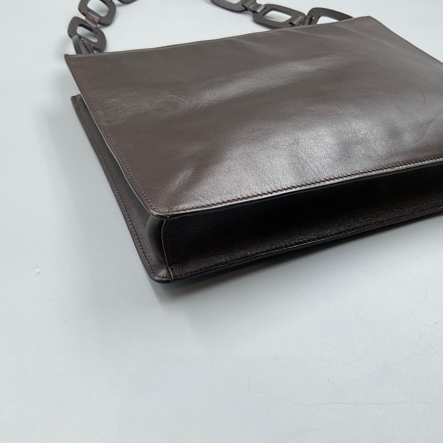 GUCCI BROWN BAG w/ LINK STRAP (INSIDE TEARS)