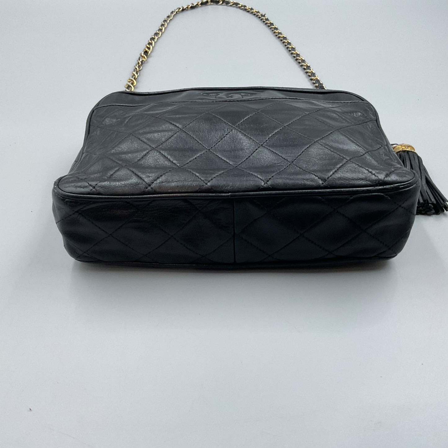 CHANEL BLACK MATELASSE SHOULDER BAG