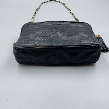 CHANEL BLACK MATELASSE SHOULDER BAG