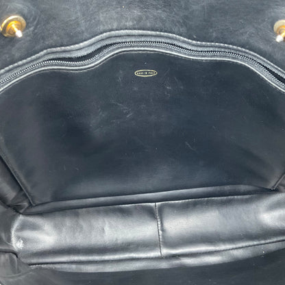 CHANEL BLACK LEATHER TOTE
