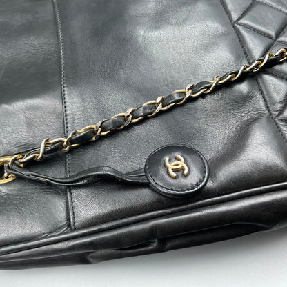 CHANEL BLACK LEATHER TOTE