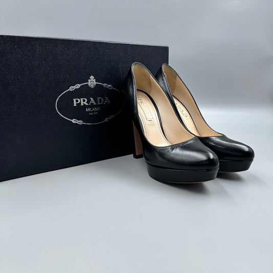 PRADA BLACK LEATHER BLOCK HEELS Sz 37