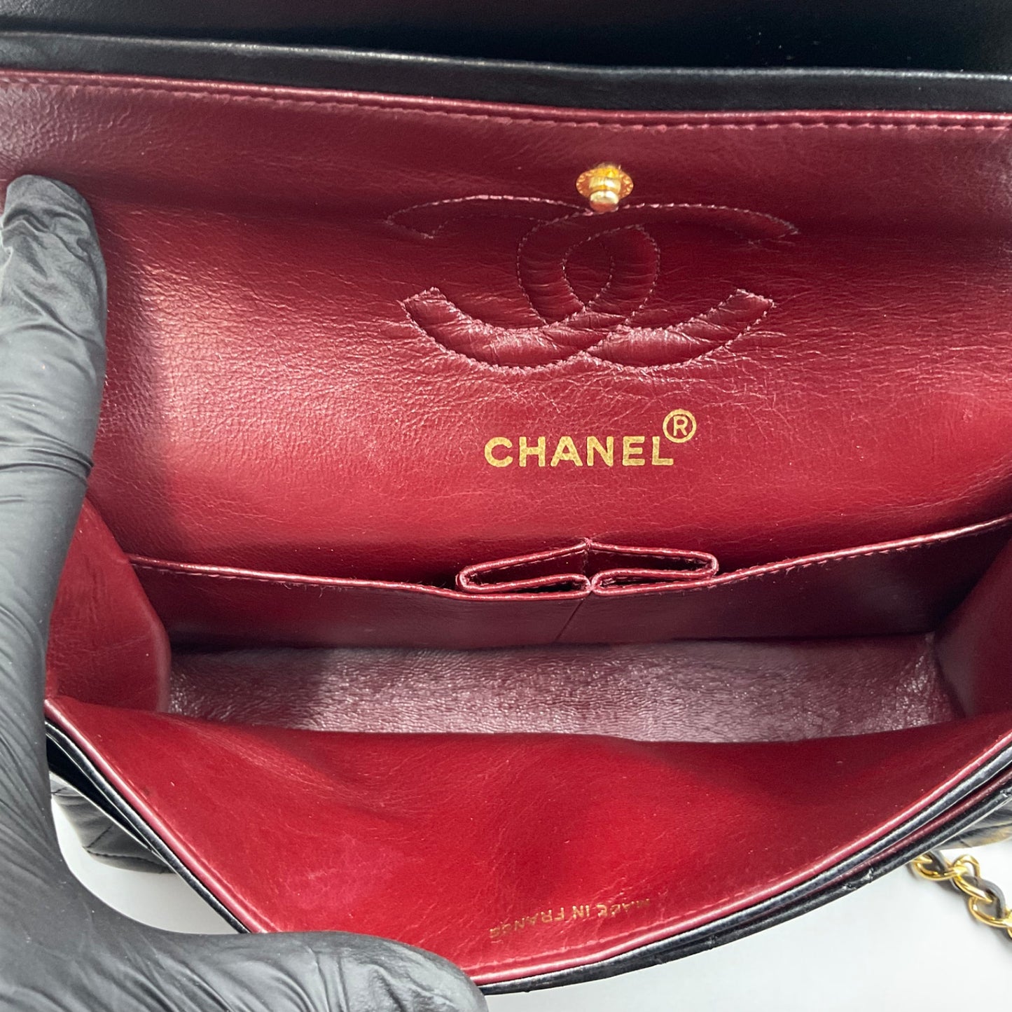 '89-'91 CHANEL TIMELESS/CLASSIQUE BLACK LEATHER CROSSBODY BAG