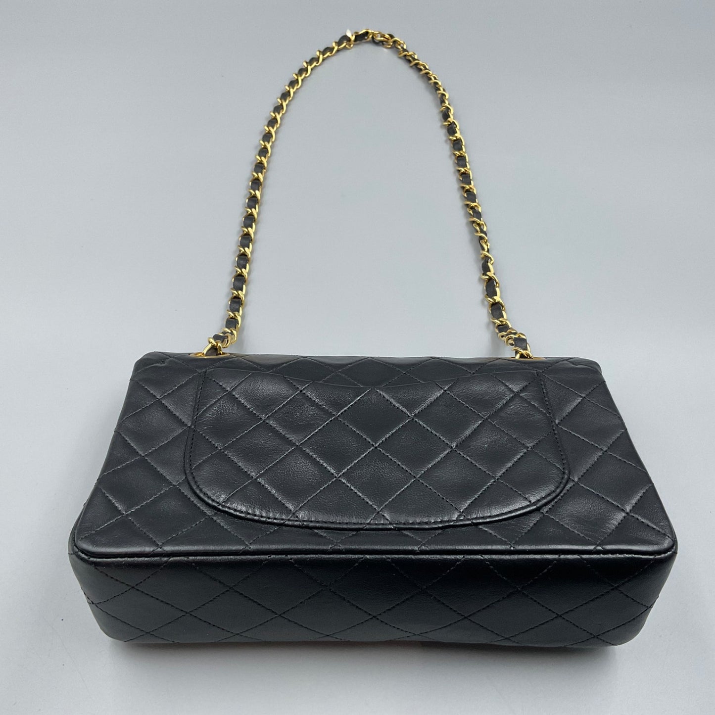 '89-'91 CHANEL TIMELESS/CLASSIQUE BLACK LEATHER CROSSBODY BAG