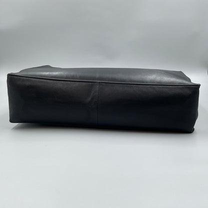 CHANEL CC BLACK LEATHER TOTE