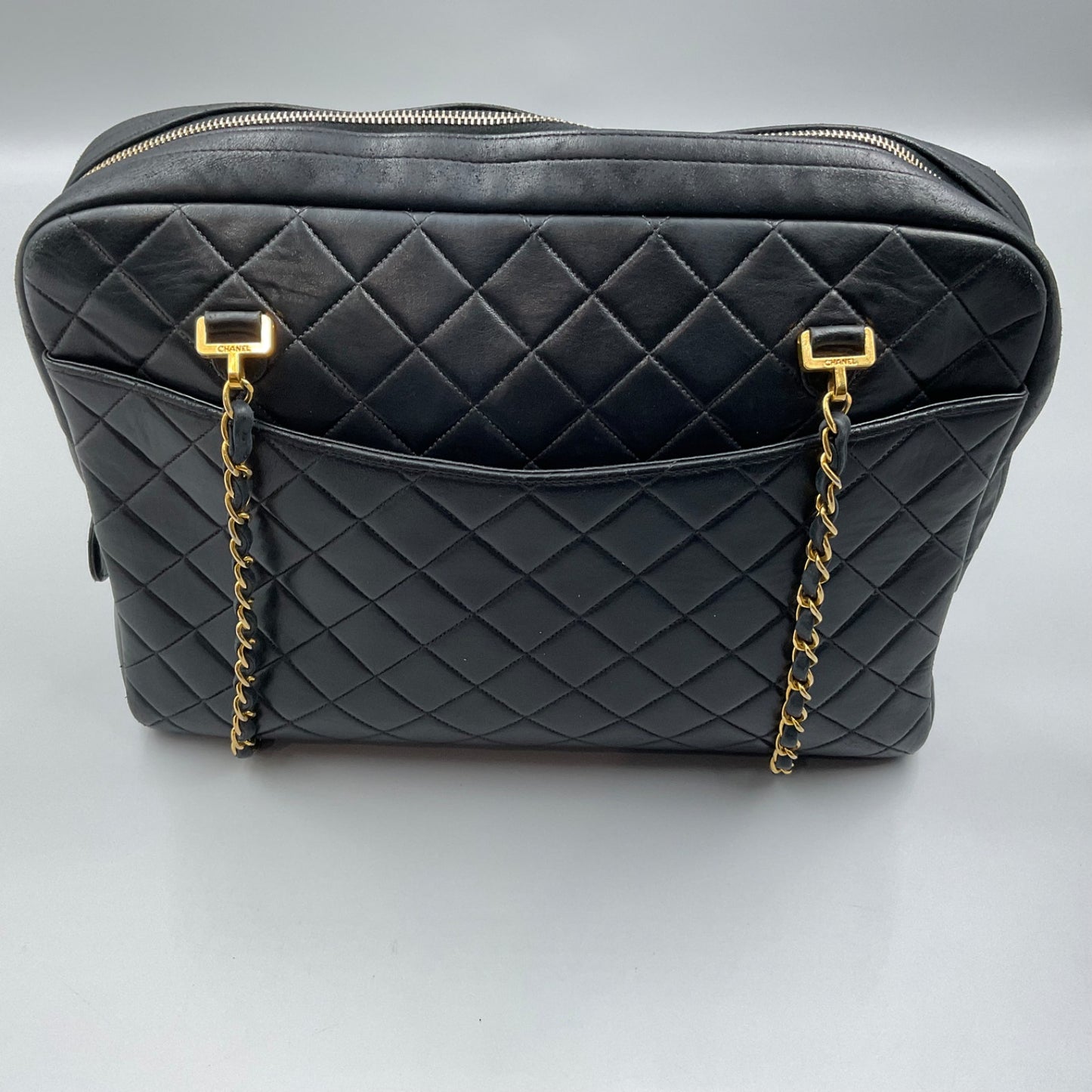 '96-'97 CHANEL BLACK MATELASSE SHOULDER BAG