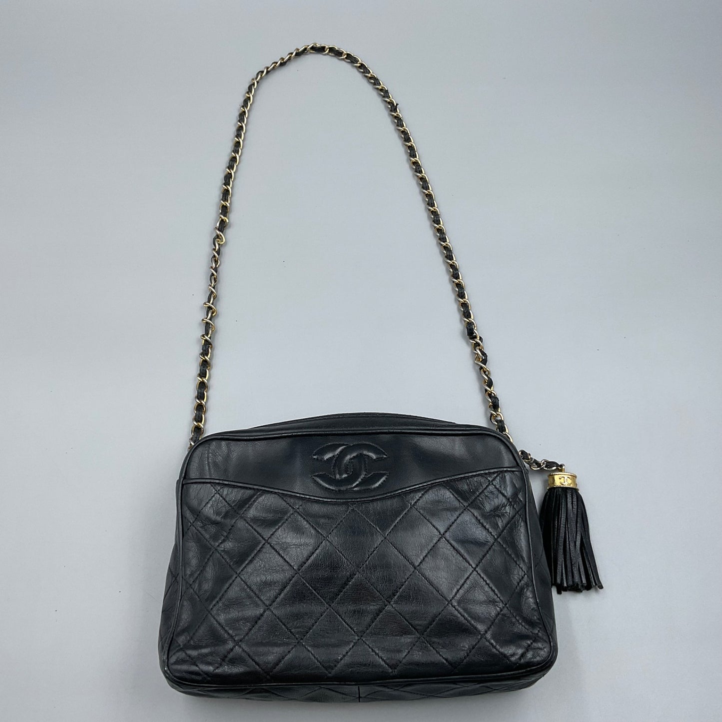 CHANEL BLACK MATELASSE SHOULDER BAG